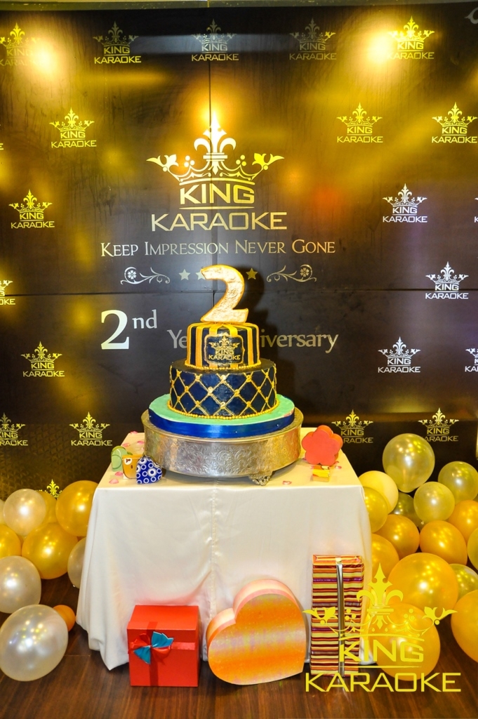 Sự sang trọng và đẳng cấp lễ kỷ niệm 2 năm sinh nhật King Karaoke